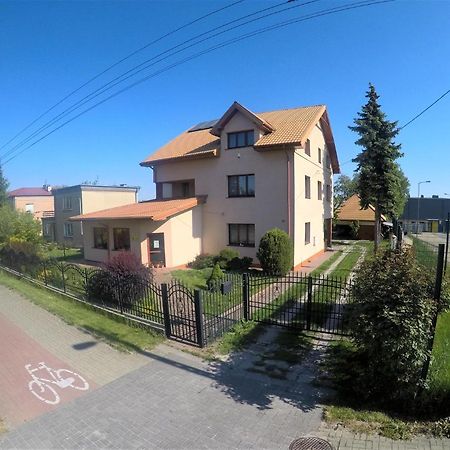 Pokoje Goscinne, Mieszkanie Na Wynajem W Swidniku K Lublina Ngoại thất bức ảnh